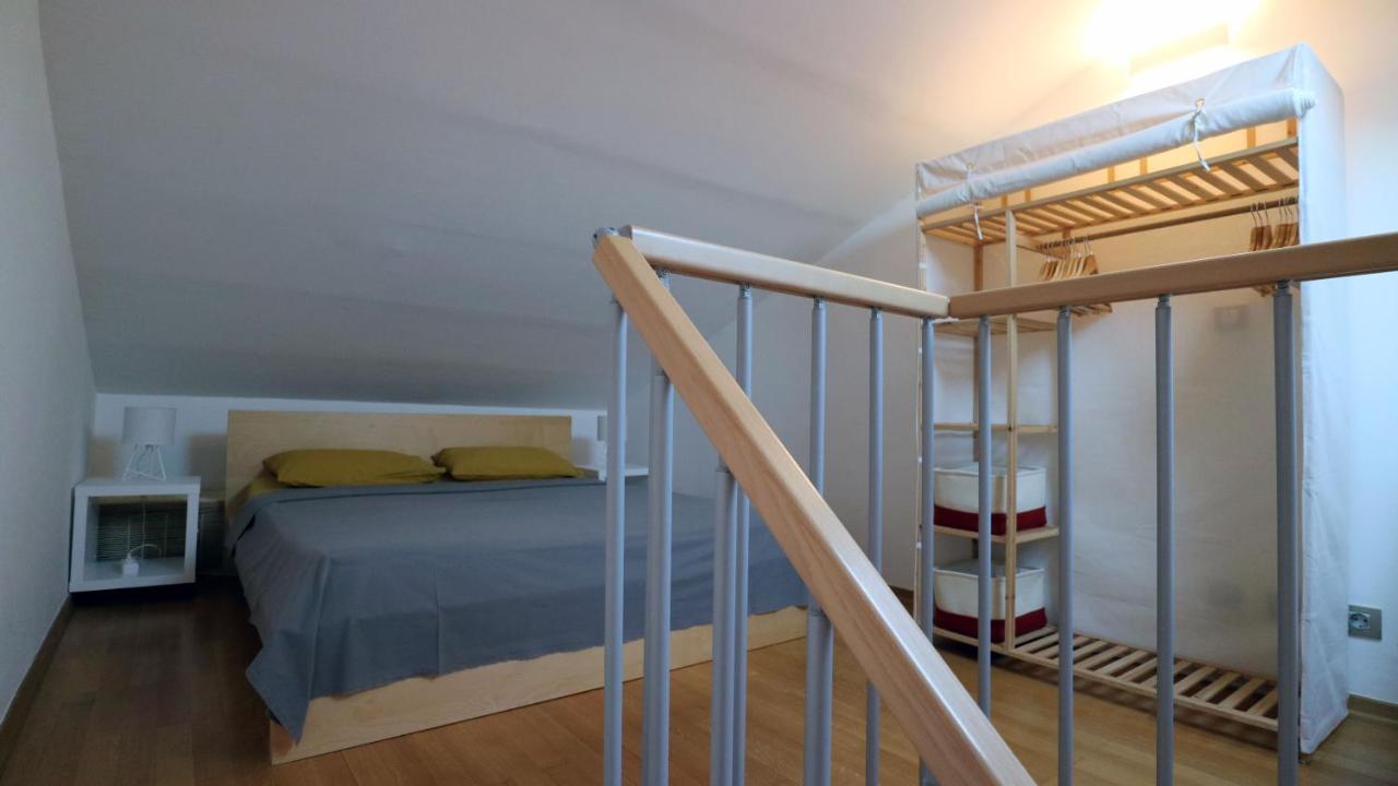 Apartment Ena - Lavica ポドストラナ エクステリア 写真