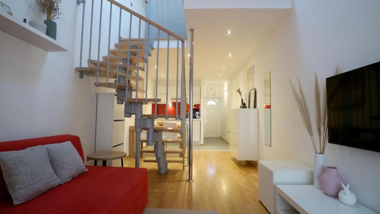 Apartment Ena - Lavica ポドストラナ エクステリア 写真